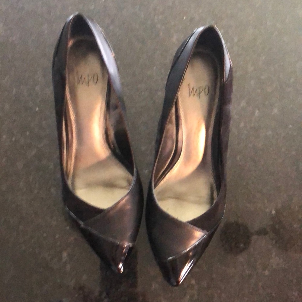 Black dressy shoes